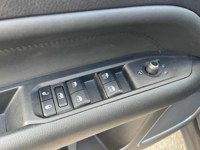 JEEP Compass usata, con Volante in pelle