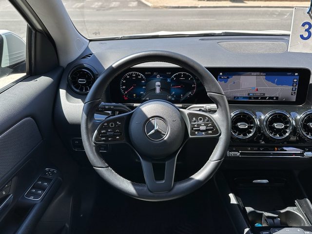 MERCEDES-BENZ GLA 200 usata, con Cerchi in lega