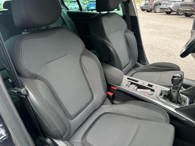 RENAULT Megane usata, con Park Distance Control