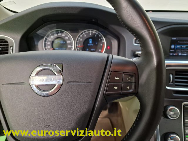 VOLVO V60 usata, con Bluetooth