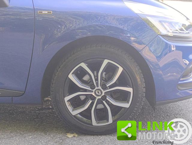 RENAULT Clio usata, con Autoradio