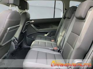 VOLKSWAGEN Touran usata, con Chiusura centralizzata