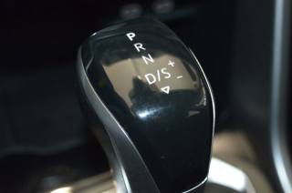 VOLKSWAGEN T-Roc usata, con Leve al volante