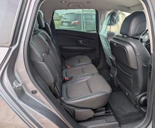 RENAULT Grand Scenic usata, con Servosterzo