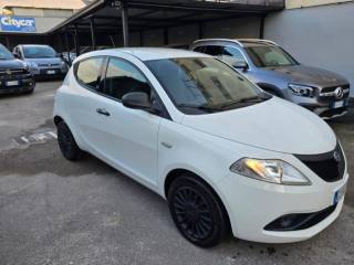 LANCIA Ypsilon usata, con Airbag