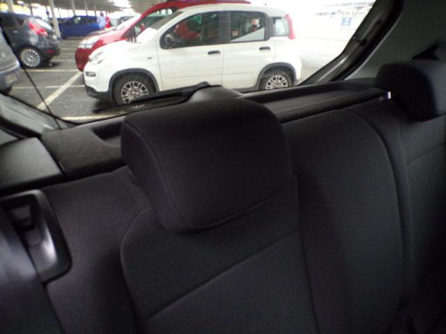 VOLKSWAGEN e-up! usata 52