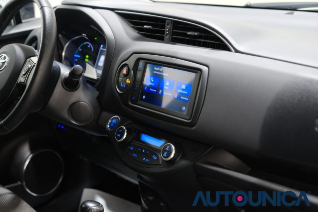 TOYOTA Yaris usata 48