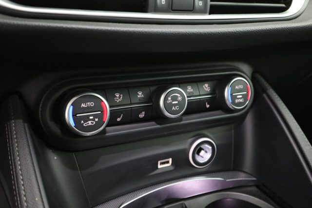 ALFA ROMEO Stelvio usata 11