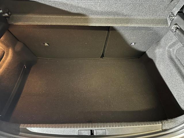 PEUGEOT 208 usata, con Touch screen