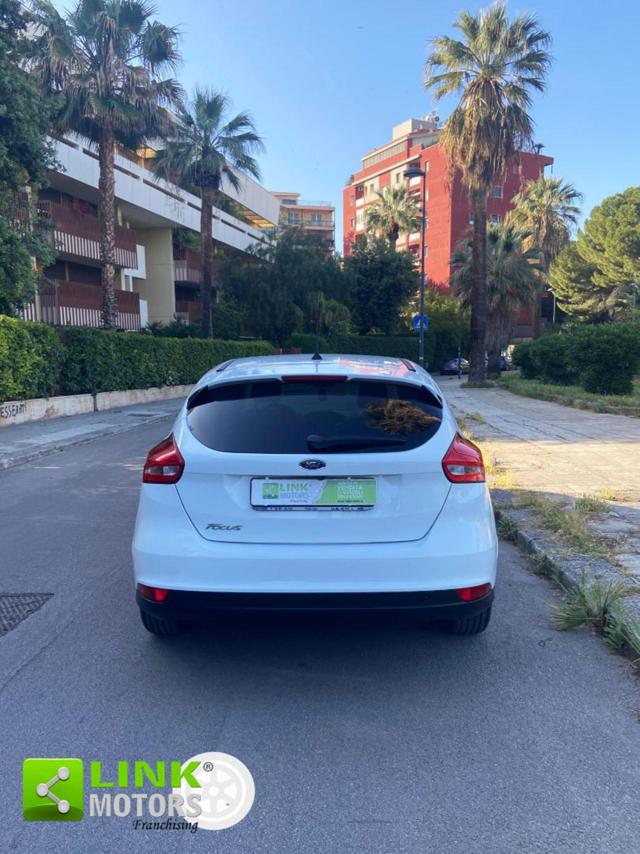 FORD Focus usata, con Alzacristalli elettrici