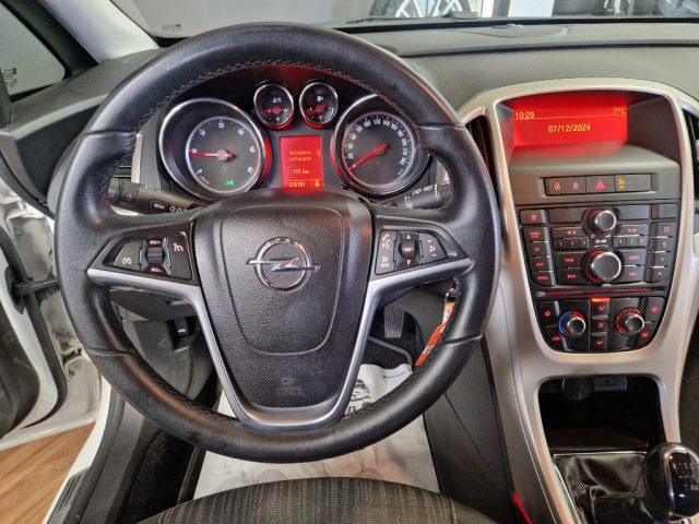 OPEL Astra usata, con Controllo trazione