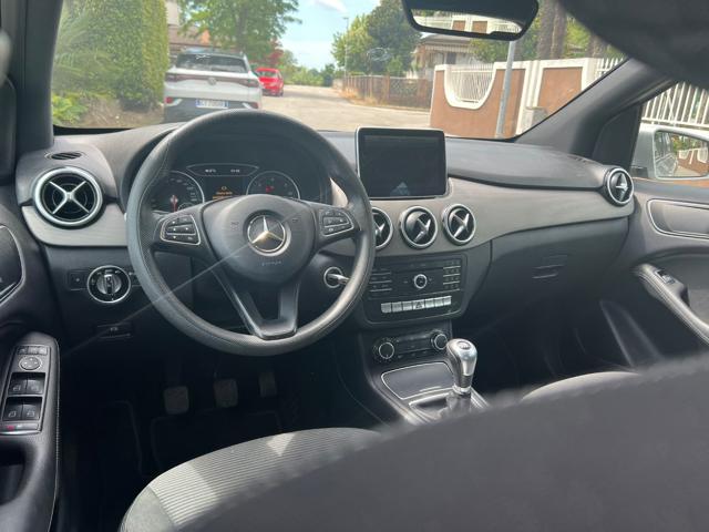 MERCEDES-BENZ B 180 usata, con Chiusura centralizzata