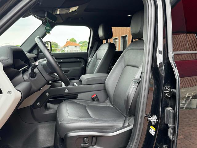 LAND ROVER Defender usata, con Boardcomputer
