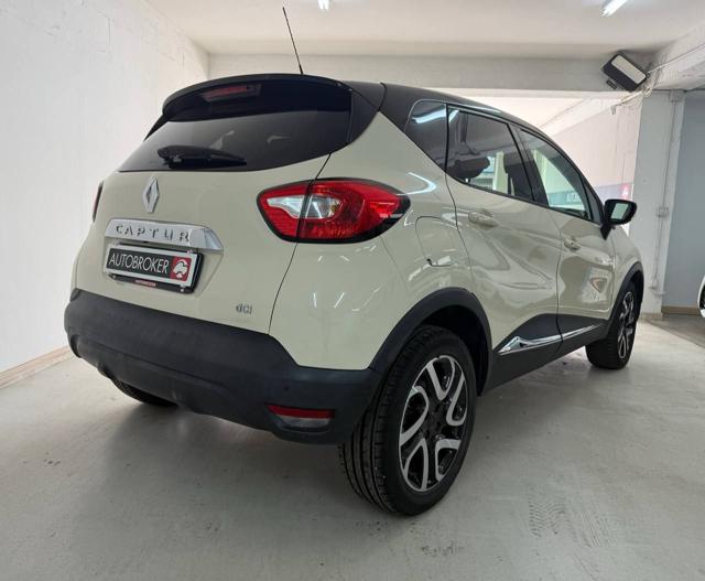 RENAULT Captur usata, con Alzacristalli elettrici