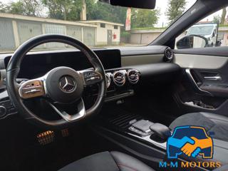 MERCEDES-BENZ CLA 200 usata, con Controllo automatico clima
