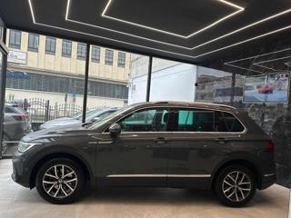VOLKSWAGEN Tiguan usata, con Airbag Passeggero