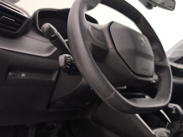 PEUGEOT 208 usata 41