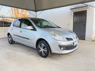 RENAULT Clio usata, con Airbag laterali