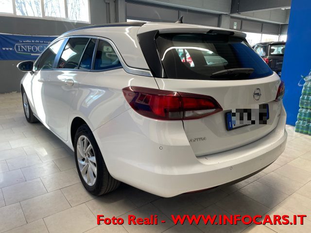 OPEL Astra usata, con Alzacristalli elettrici