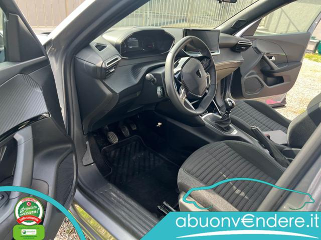 PEUGEOT 2008 usata, con Controllo automatico clima