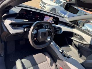 PEUGEOT 3008 usata, con Park Distance Control