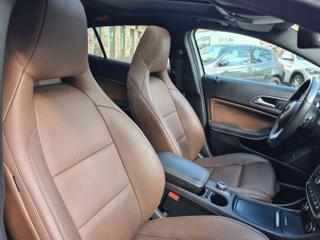 MERCEDES-BENZ GLA 200 usata, con Cronologia tagliandi
