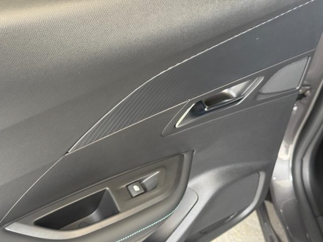 PEUGEOT 2008 usata, con Cruise Control