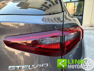 ALFA ROMEO Stelvio usata, con Airbag testa