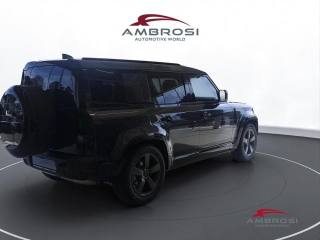 LAND ROVER Defender usata 2