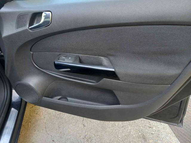OPEL Corsa usata 21
