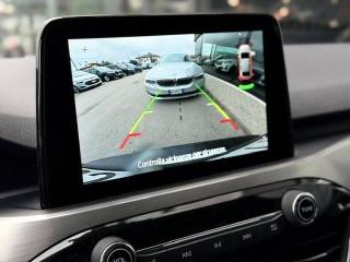 FORD Kuga usata, con Touch screen