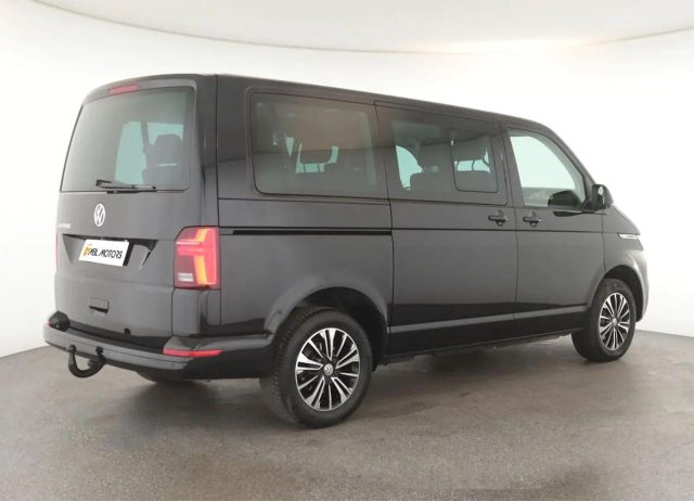 VOLKSWAGEN Caravelle usata, con Airbag laterali