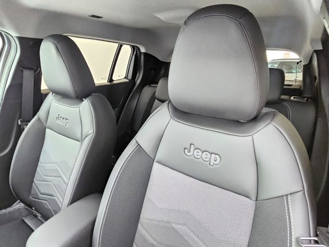 JEEP Avenger usata, con Fari LED