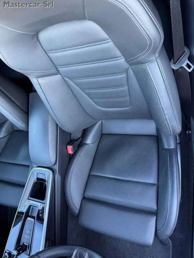 PORSCHE 992 usata, con USB