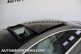 MERCEDES-BENZ E 220 usata, con Alzacristalli elettrici