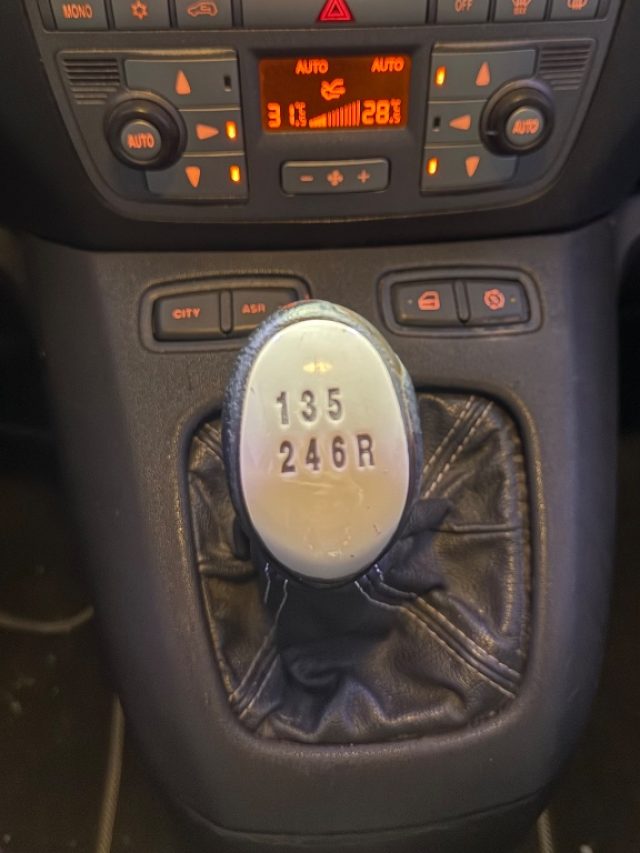 LANCIA MUSA usata 12