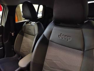 JEEP Avenger usata, con Fari LED