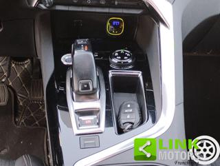 PEUGEOT 3008 usata, con USB