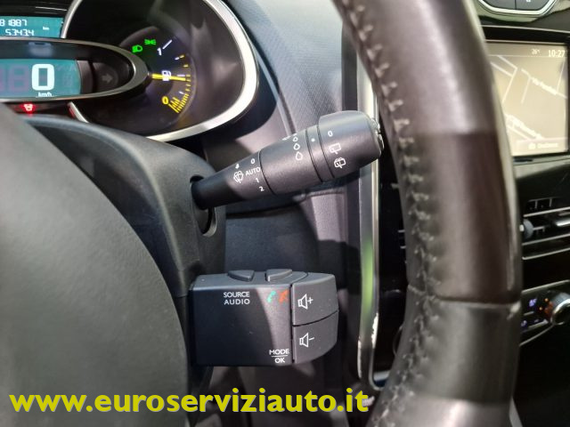 RENAULT Clio usata, con Specchietti laterali elettrici