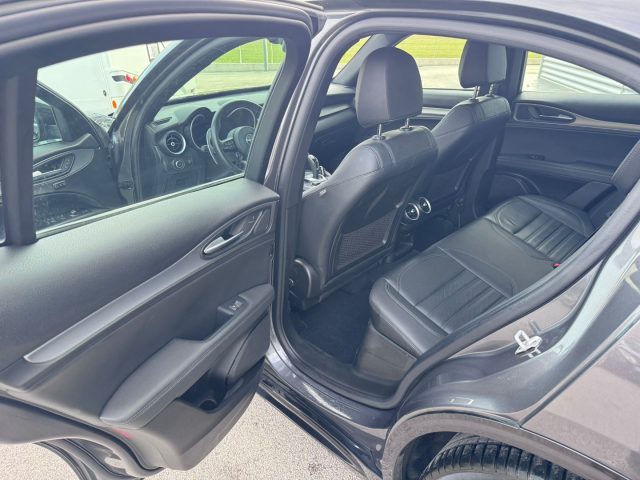 ALFA ROMEO Stelvio usata, con Regolazione elettrica sedili