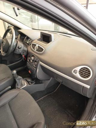 RENAULT Clio usata 15