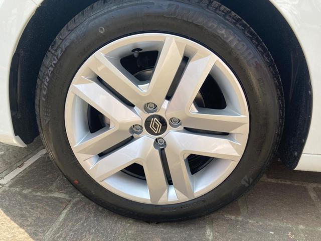 RENAULT Clio usata, con Park Distance Control