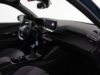 PEUGEOT 2008 usata, con Volante in pelle