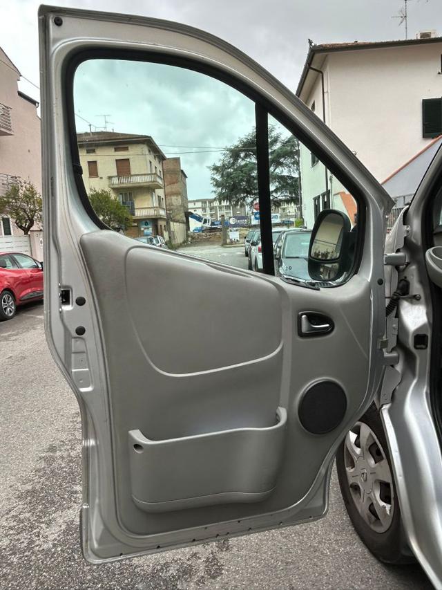 RENAULT Trafic usata, con Filtro antiparticolato