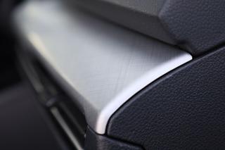 VOLKSWAGEN Golf usata, con Touch screen