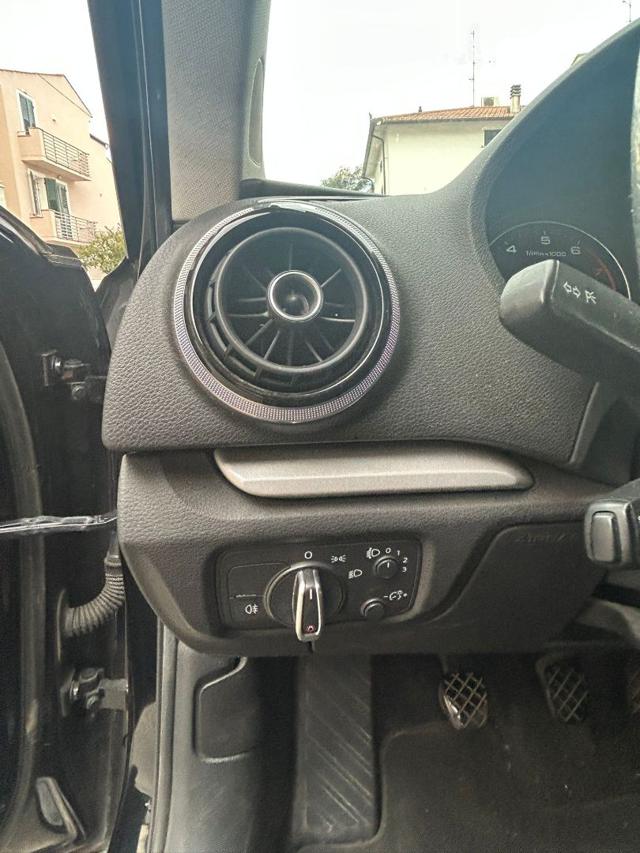 AUDI A3 usata, con Autoradio digitale