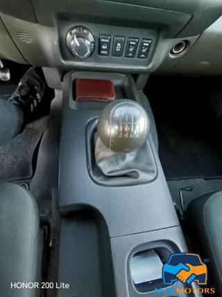 NISSAN Navara usata, con Servosterzo