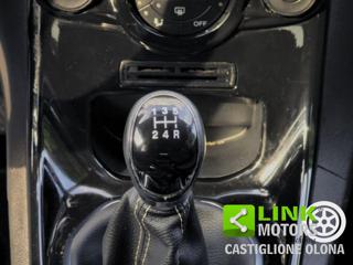FORD Fiesta usata, con USB