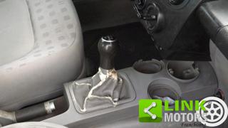 VOLKSWAGEN New Beetle usata 17