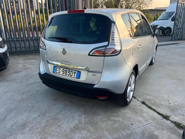 RENAULT Scenic usata, con Autoradio